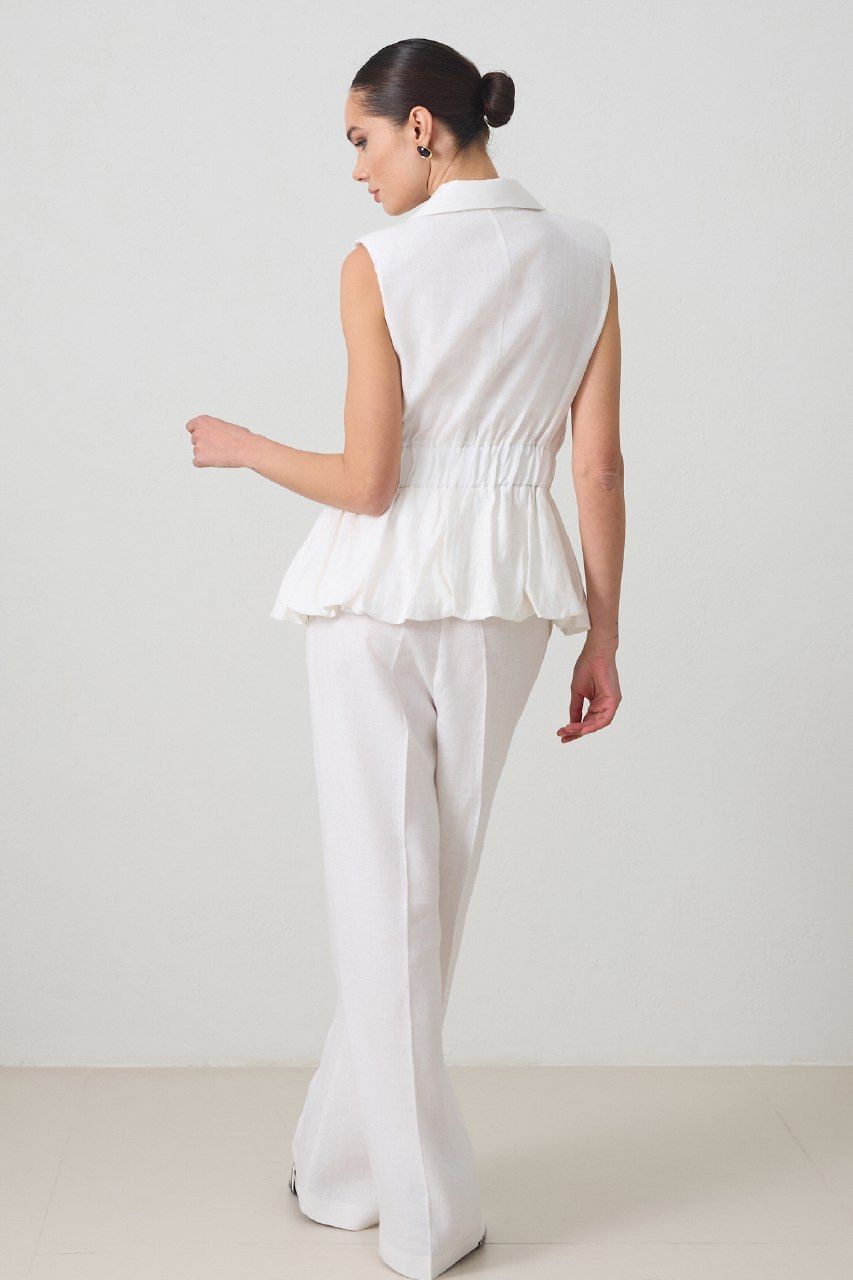 White Sleeveless Blazer & Pants Set