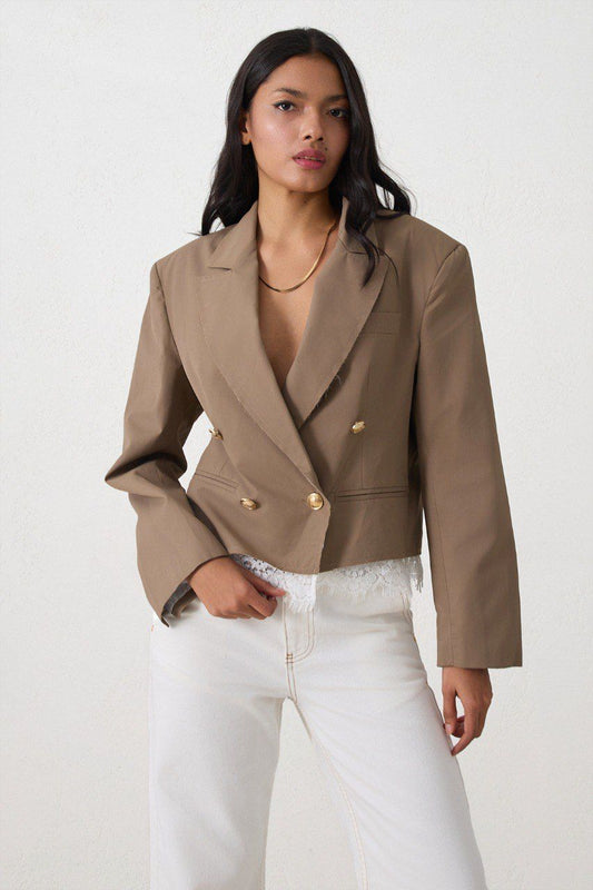 Chic Double-Breasted Blazer – Beige