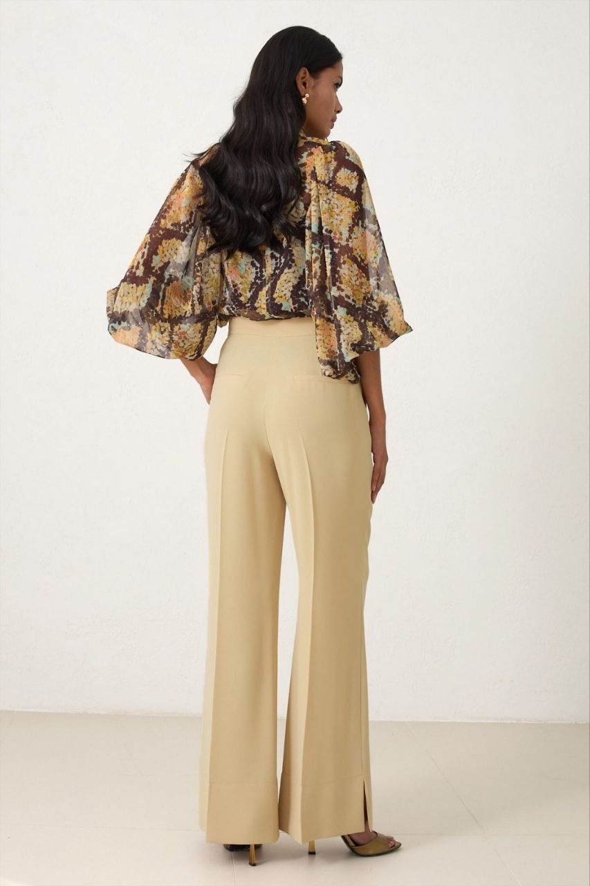 Sandstone Tailored Wide‑Leg Trousers